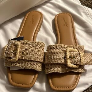 Universal Thread Woven Tan Slide Sandals